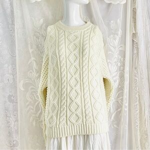 Pine Grave Vintage Ivory Cable Knit Sweater